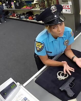 I banged that big booty police officers pussy